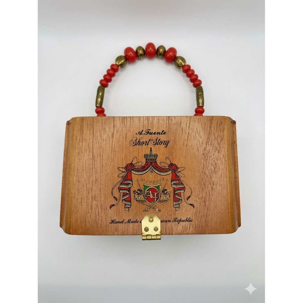 Arturo‎ Fuente Short Story Cigar Box Purse Beaded Handle Wooden Clutch Bag